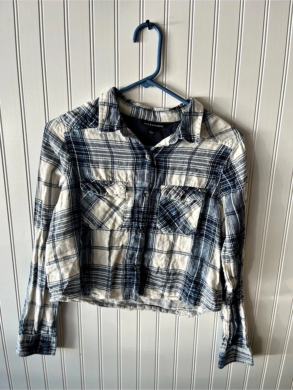 Rock & Republic Plaid Cropped Button Down Blue & White Size Medium